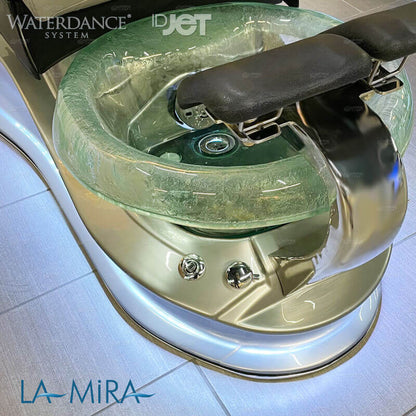 LA MIRA